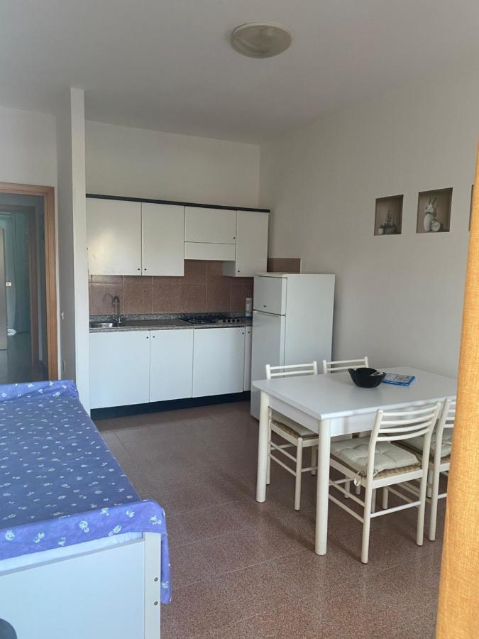 Lemon Apartments Villasimius Exterior photo